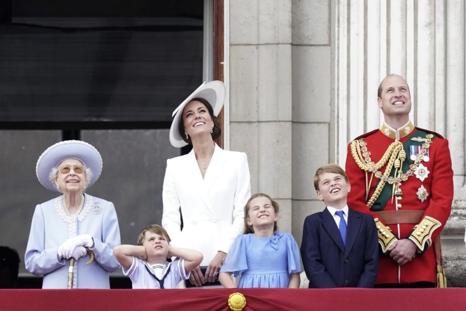 El Jubileo de Platino de Isabel II comienza con pompa
