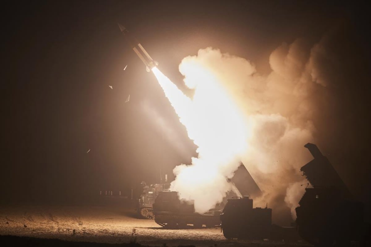 US and South Korea fire missiles into the sea in response to North Korea