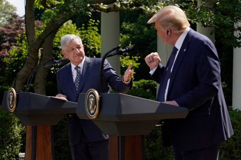 AMLO muestra su apoyo a Donald Trump tras su arresto en Nueva York