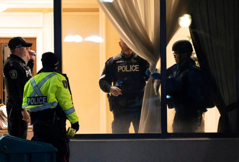 Mass shooting at Canadian condo leaves at least 5 dead