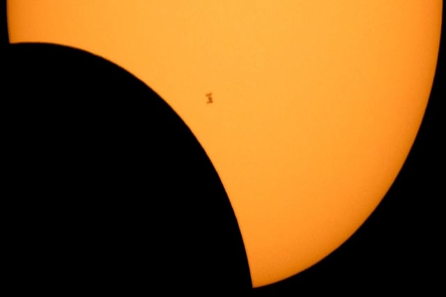 Seis reos que interpusieron demanda en NY por confinamiento podrán ver el eclipse solar