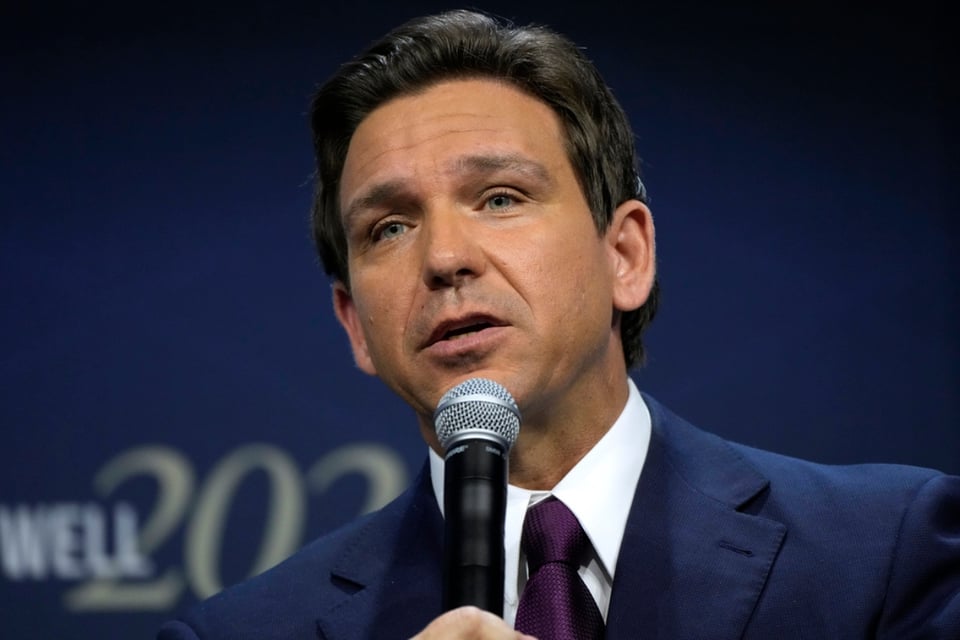 Immigration, Laws, Difficulties, Border, DeSantis signs laws against immigrants
