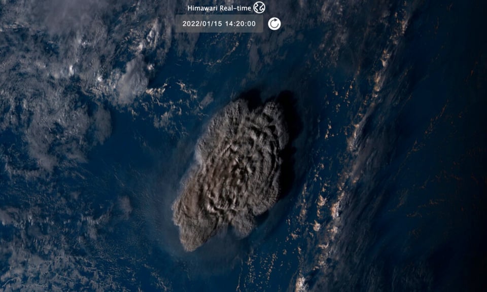 Detectan nueva ‘gran erupción’ del volcán submarino en Tonga