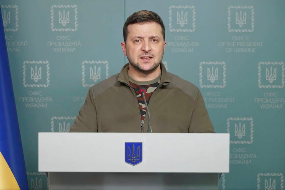 Zelenskyy asegura que Ucrania sigue resistiendo: “Rusia tiene que pagar por esta guerra terrible”