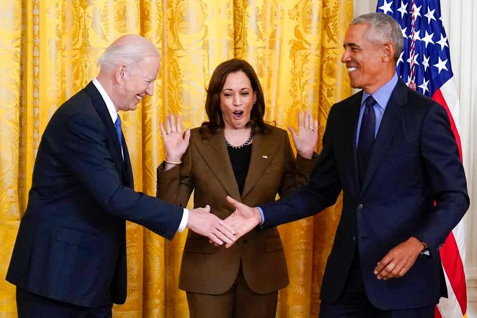 OBAMA TRUMP, KAMALA, CRITICISM, MOCKER,
