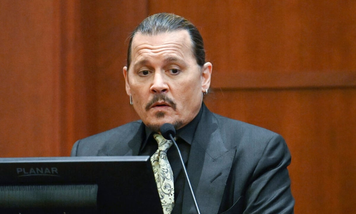 Johnny Depp declara en juicio contra su ex esposa Amber Heard