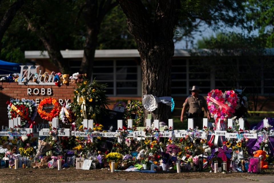 Familias de cuatro niños heridos en tiroteo de Uvalde demandan por $100 millones