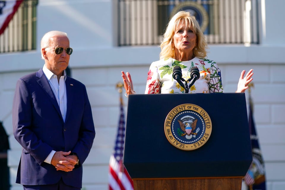 Jill Biden rompe el silencio tras el polémico indulto a Hunter Biden