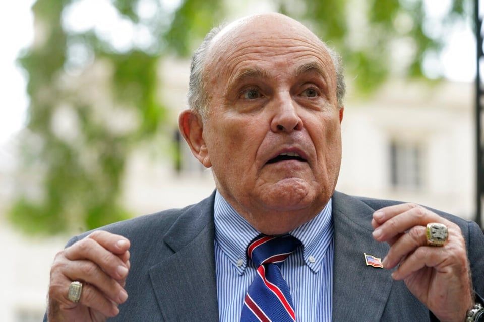 Rudy Giuliani es investigado en Georgia por el intento de Trump de invalidar elecciones