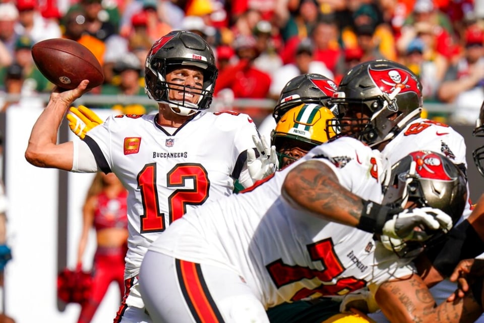 Buccaneers vs Chiefs se roba las miradas en la jornada del domingo de la NFL