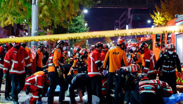 Death toll rises to 153 after stampede at Halloween celebration in Seoul