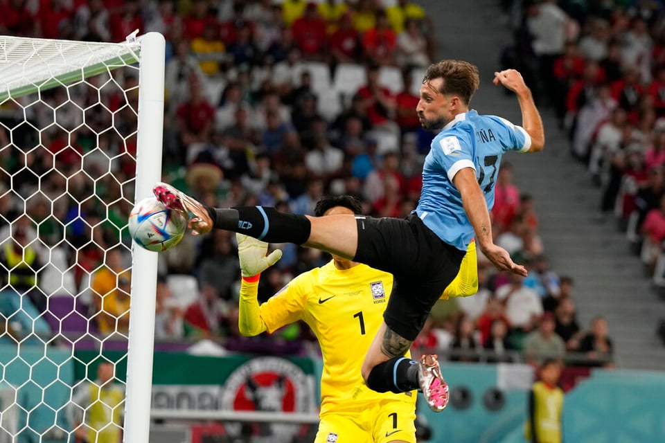 Uruguay empata Corea Sur