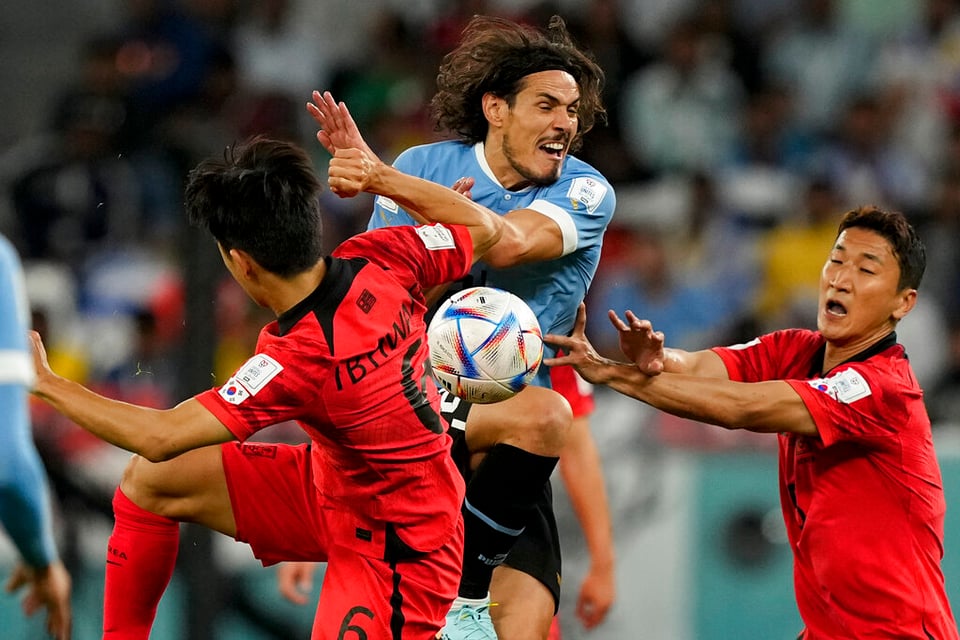 Uruguay empata Corea Sur