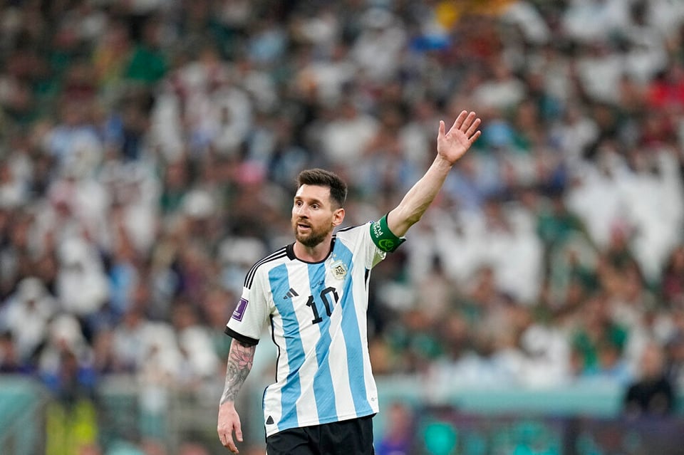 "He ido muchas veces a Barcelona a ver a Messi": Michniewicz