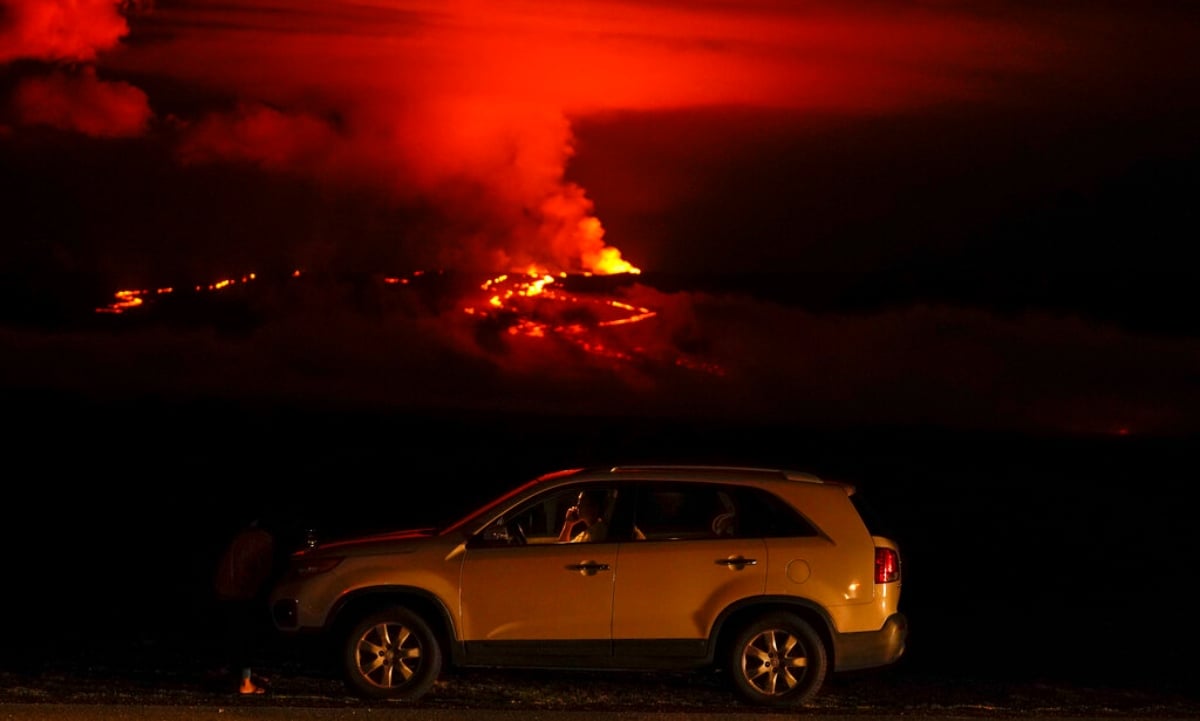 Encienden las alarmas por volcán en erupción en EEUU: la lava se acerca