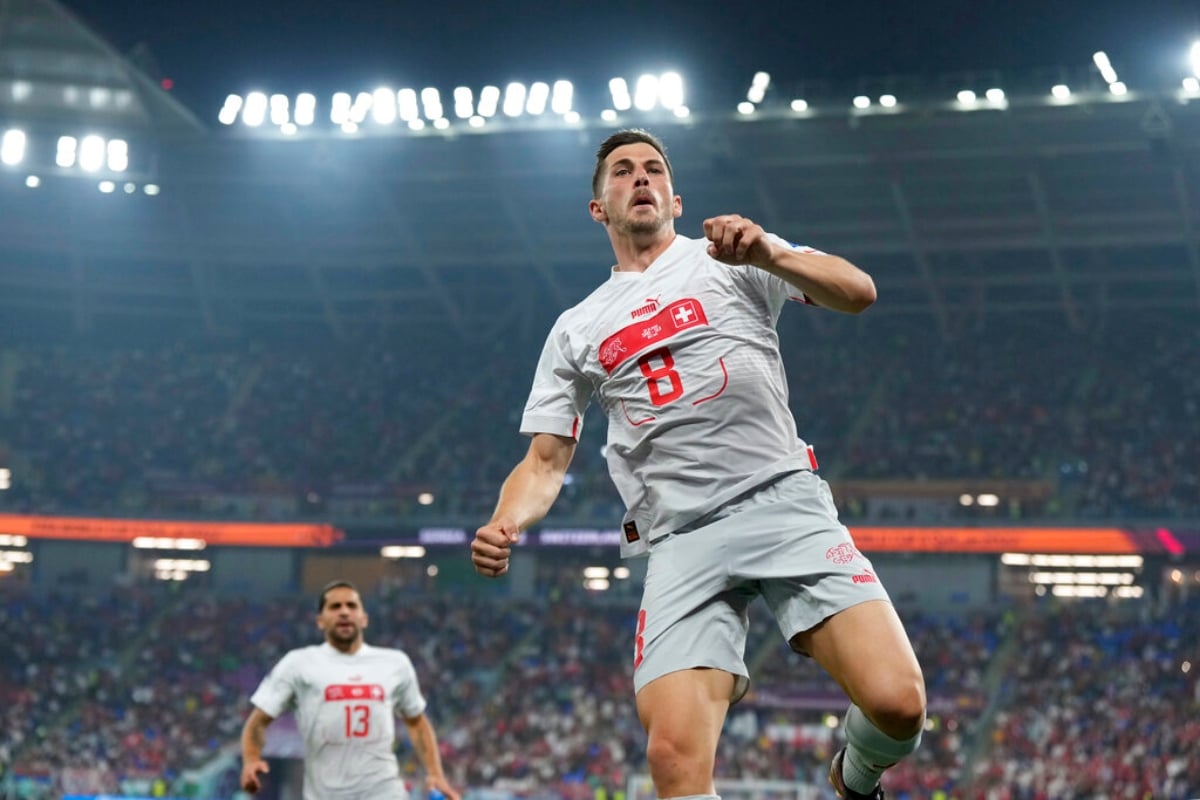 Suiza vs Serbia: La escuadra sueca vence 3-2 a Serbia y avanza a octavos de final