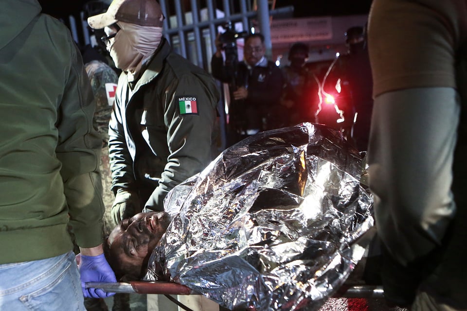 Muerte de migrantes: Los responsables se encuentran en la Fiscalía y corrigen cifra de muertos tras incendio (FOTOS)