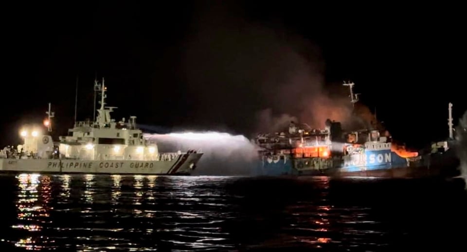 Incendio ferry naufragio Filipinas
