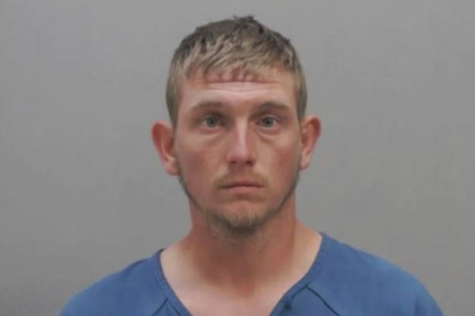 Un padre admite haber matado a tiros a sus tres hijos pequeños en Ohio