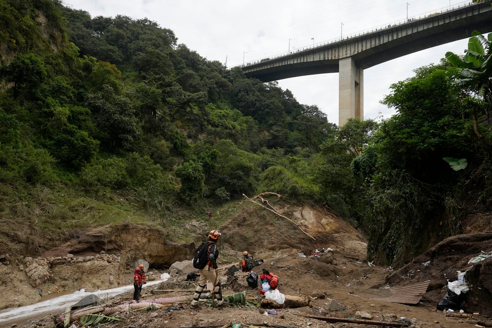 Inundaciones, tragedia, emergencia, alerta, fenómeno, naturaleza