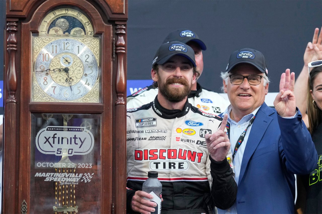 Ryan Blaney gana la Xfinity 500 en Martinsville y avanza a la Championship 4