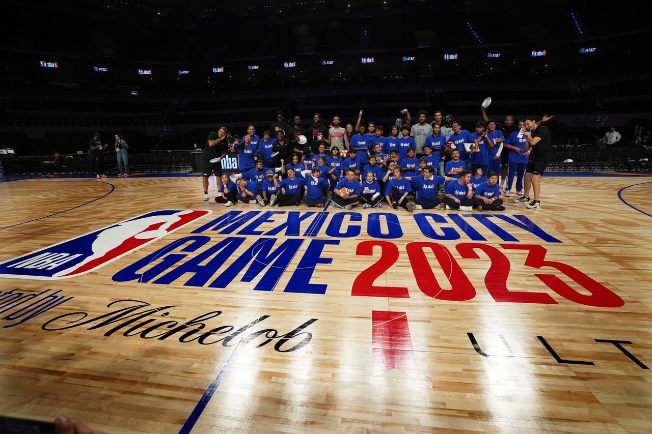 Magic y Hawks chocan en Ciudad de México