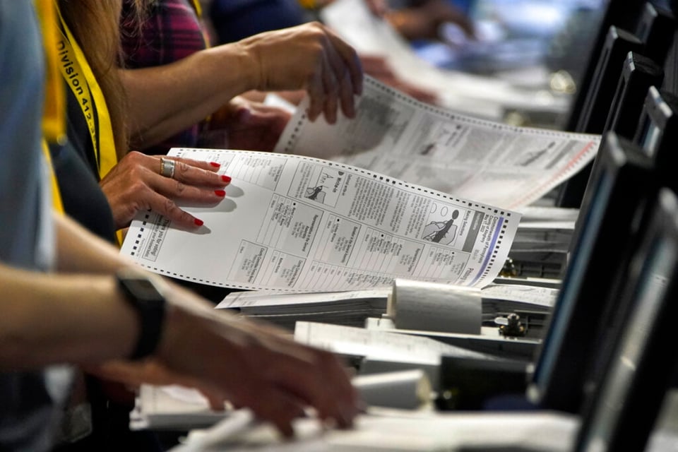 Muere hombre en centro de votación en Houston featured image