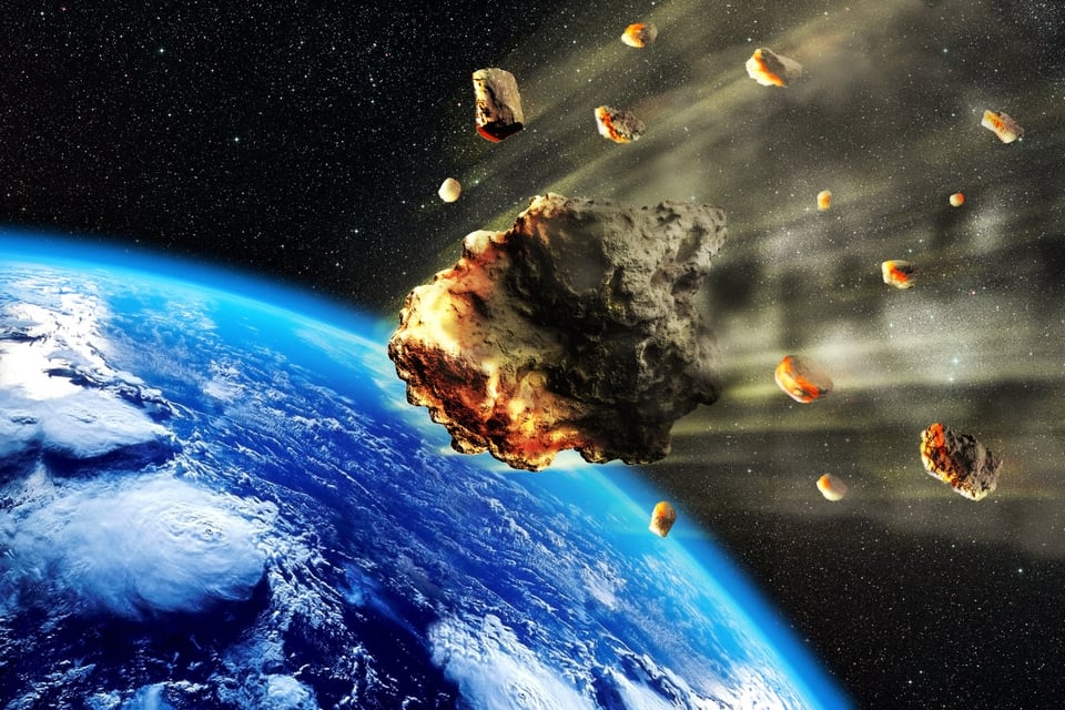 ¿Mhoni Vidente acierta predicción? La NASA confirma que asteroide cuatro veces más que grande que el Empire State se dirige a la Tierra