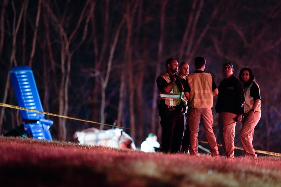 Reportan saldo mortal luego de que avión pequeño se estrellara en Nashville