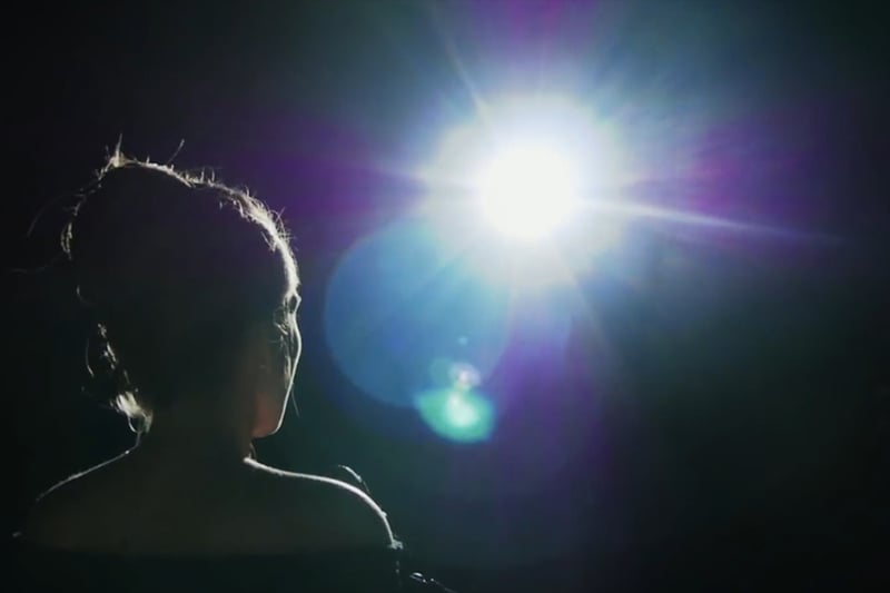 Escándalo, Rumores, Pobreza, Vagancia, Entretenimiento