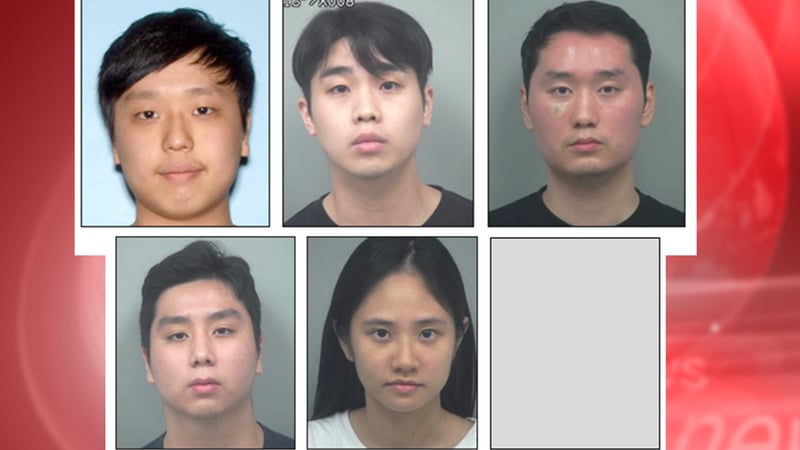 Crónica: Pertenecían a una secta religiosa y los descubrieron