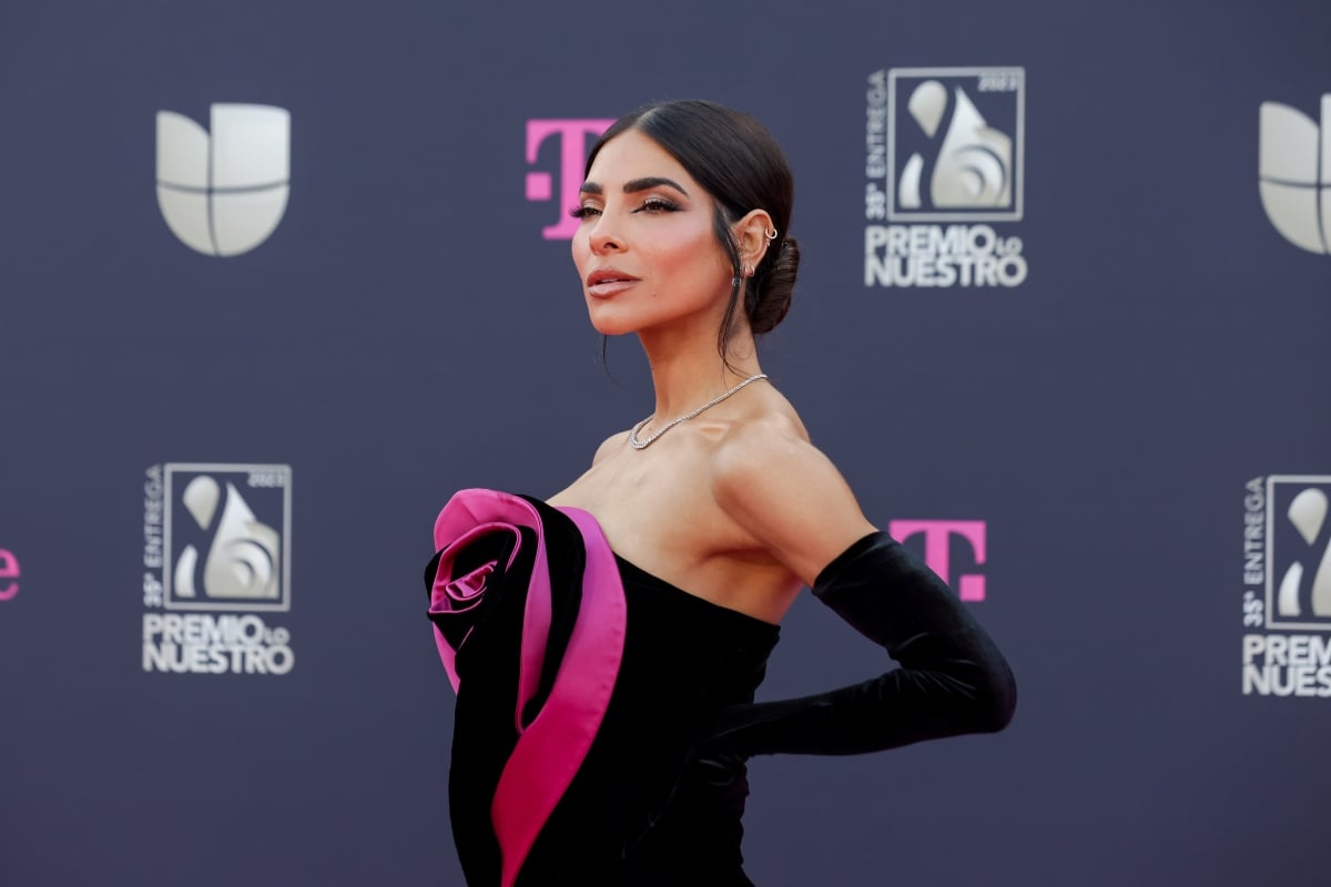 Acaban con Alejandra Espinoza por su cuerpo y ella confiesa qué le pasa