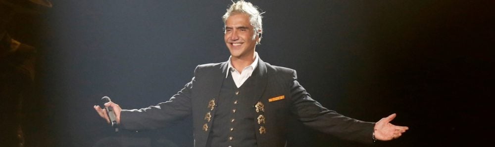 ¿Regresa para despedirse De Vicente Fernández? Alarma Alejandro Fernández al cancelar conciertos y regresar hacia su papá; ¿es inevitable la muerte del Charro?