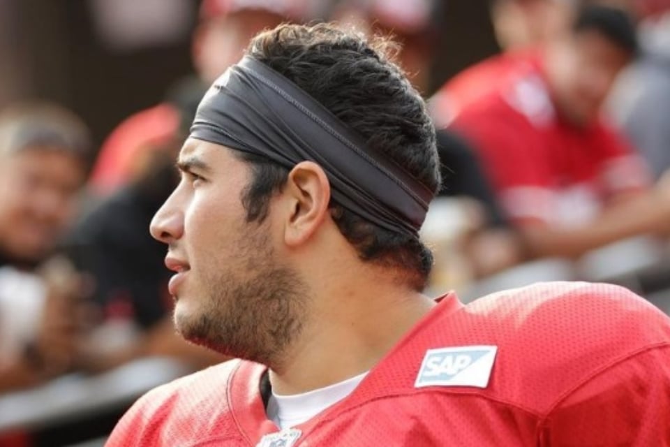 Isaac Alarcón, Fred Warner, roster, San Francisco, MundoNOW