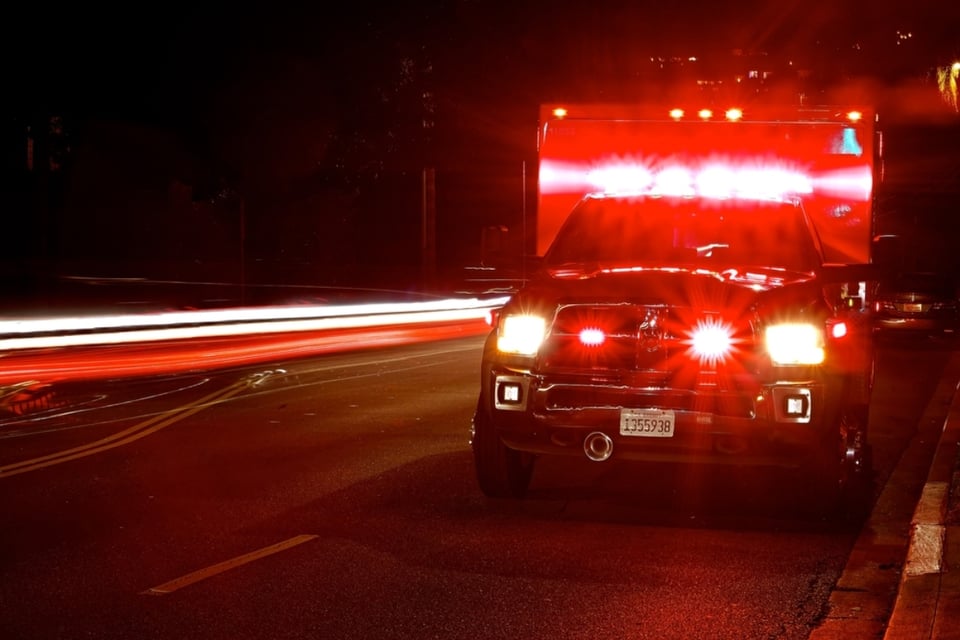 Padres adoptivos detenidos por homicidio, MundoNOW,California ,menor