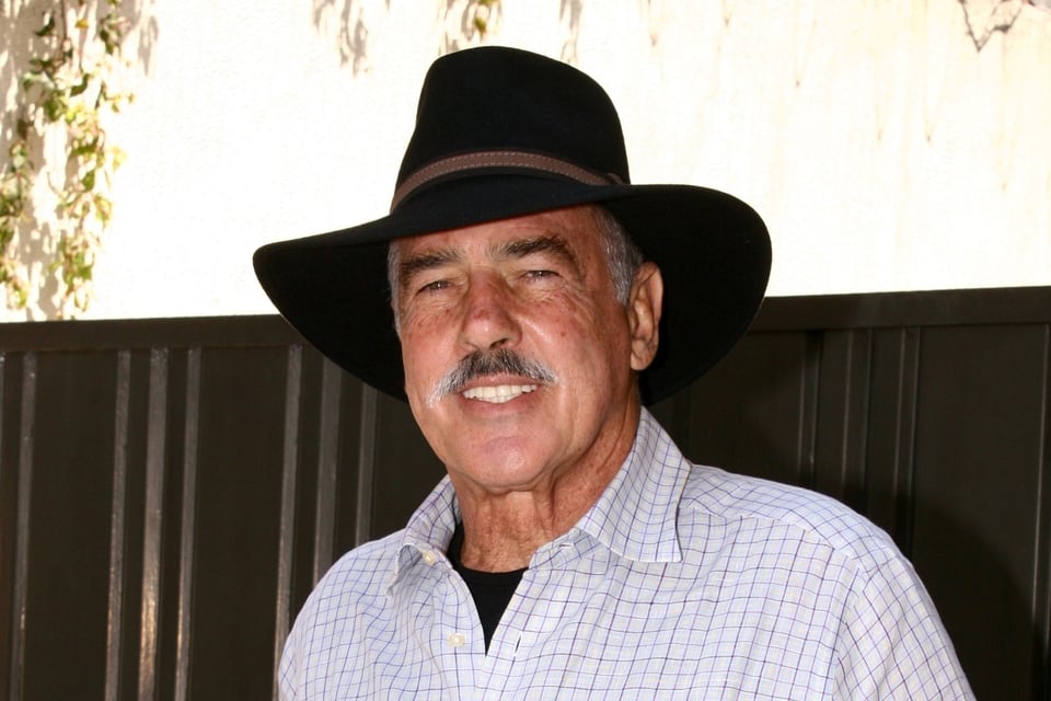 Andrés García gay son, Andrés López Portillo, Margarita López Portillo, stepson, MundoNOW
