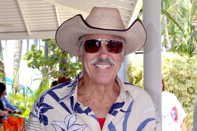 Did late actor Andrés García accept his gay son?