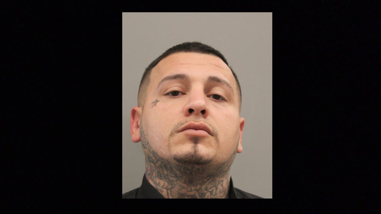 Anthony García fue detenido en Texas luego de que atacó con un rifle AK-47 a dos patrullas rociándolas a balazos en medio de la noche.