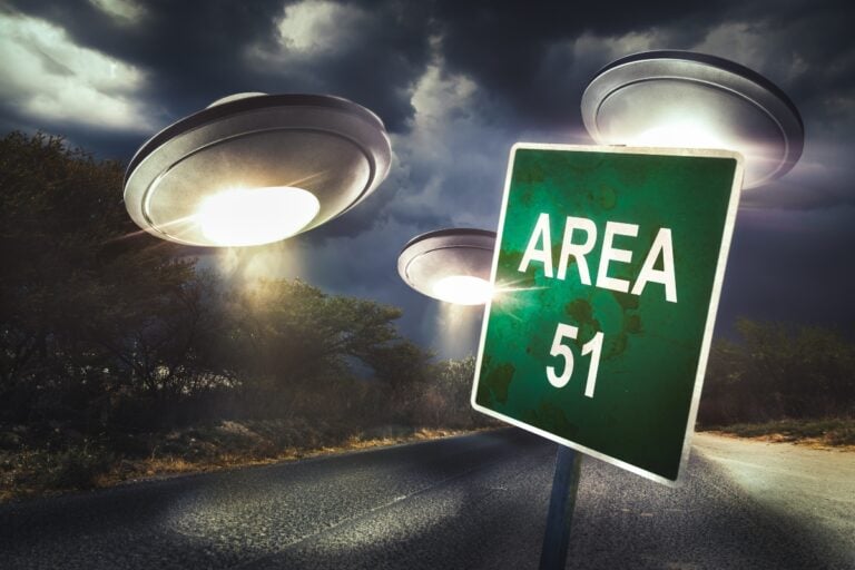 Área 51: 10 cosas que no sabías sobre este punto misterioso (VIDEO)