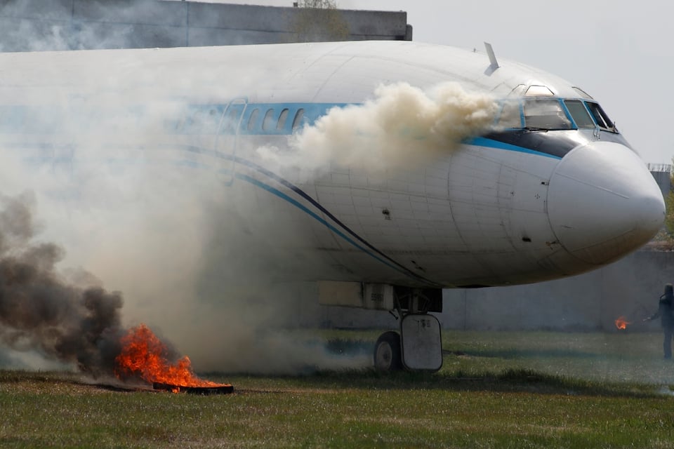 Accidente en aeropuerto de Chicago deja heridos tras impacto featured image