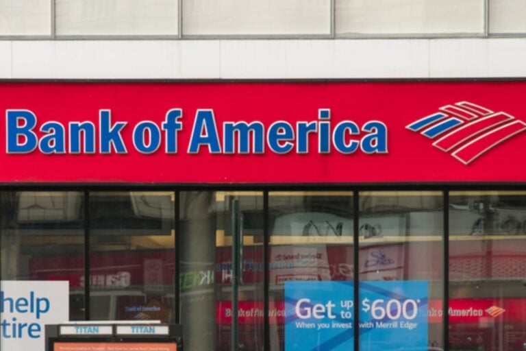 Bank of America agrega un recargo automático y dicen cómo ‘evitarlo’