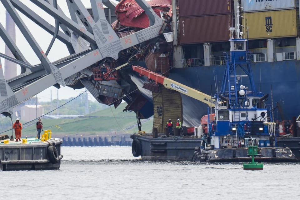 tragedy, collapse, Baltimore bridge, accident, victims, search, MundoNOW