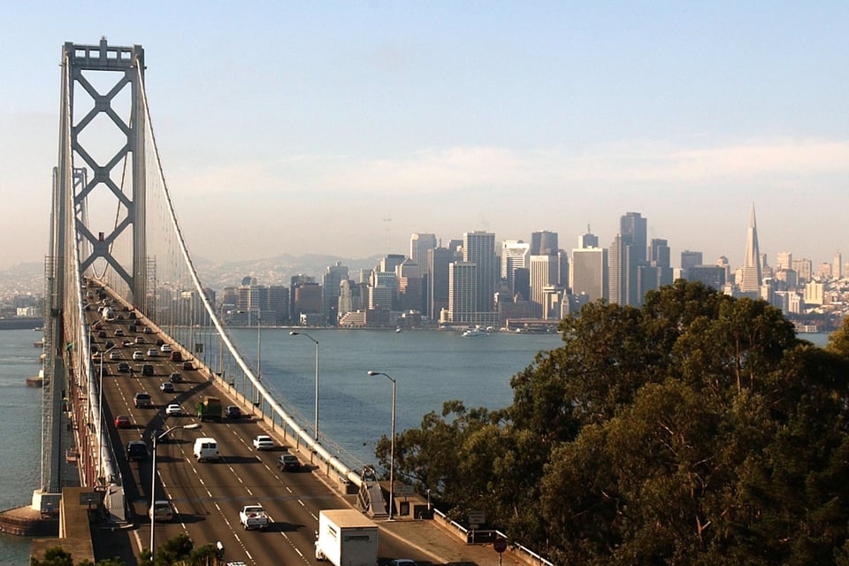 Accidente en Thanksgiving deja varios heridos en Bay Bridge de San Francisco