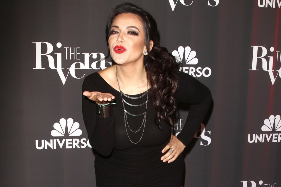 La faja que usa Jacqie Rivera para lucir sus curvas