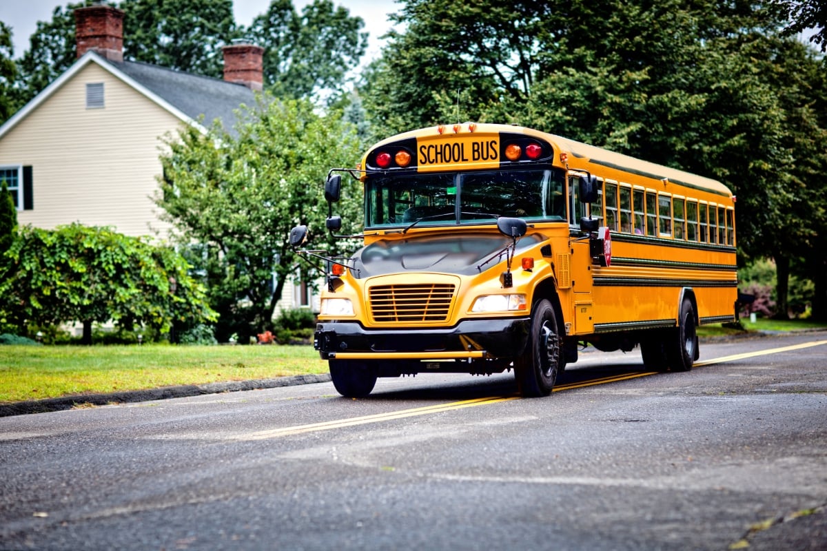 Accidente de autobús escolar en Texas deja varios estudiantes hospitalizados