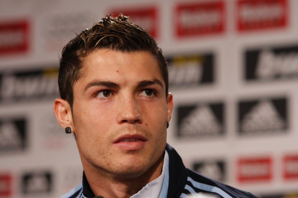 Cristiano, MundoNow, rueda de prensa, polémica, adidas