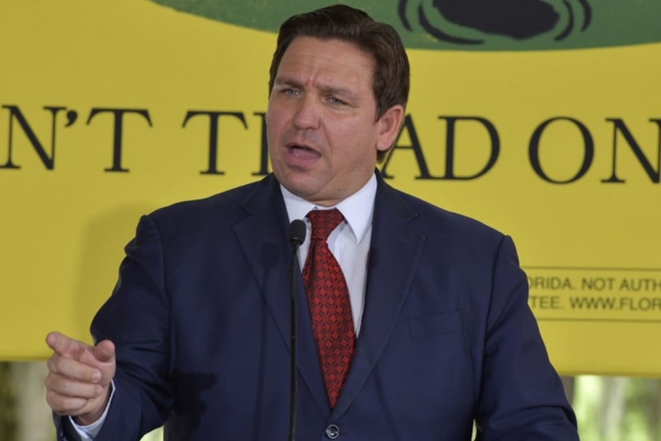 Ron DeSantis y ataques con drones: Responde a un ciudadano