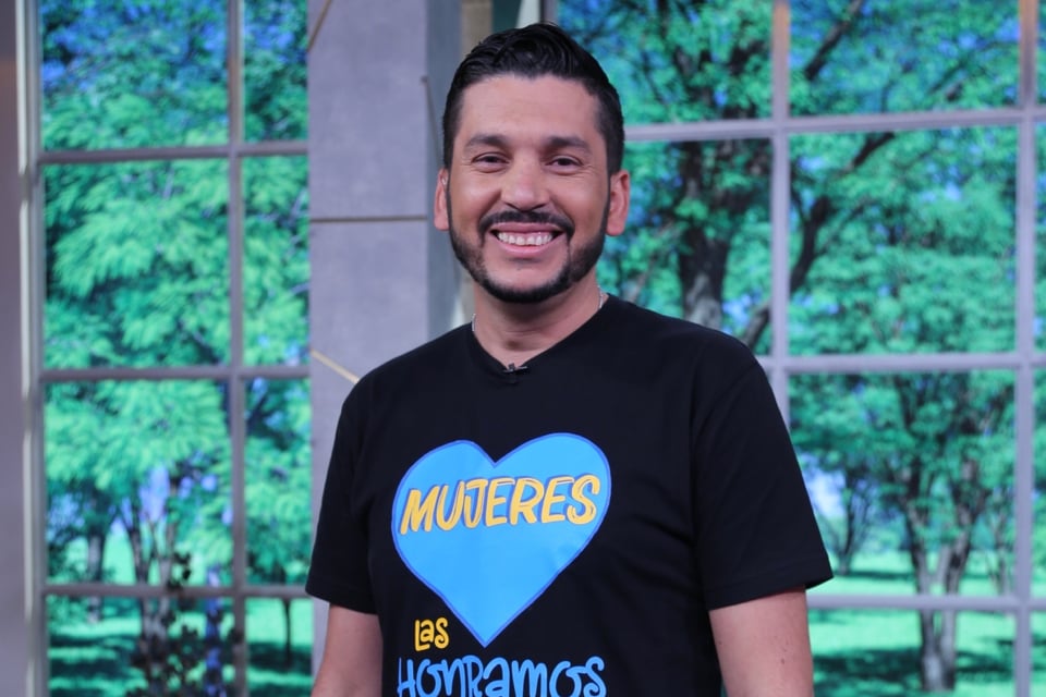 Luis Angel "The skinny" breaks down in tears and talks about the death of his daughter: Condolences, sadness, departure, MundoNow, shows