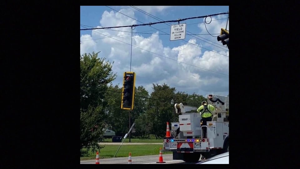 En Texas millones de personas aún no tienen electricidad (FOTOS)