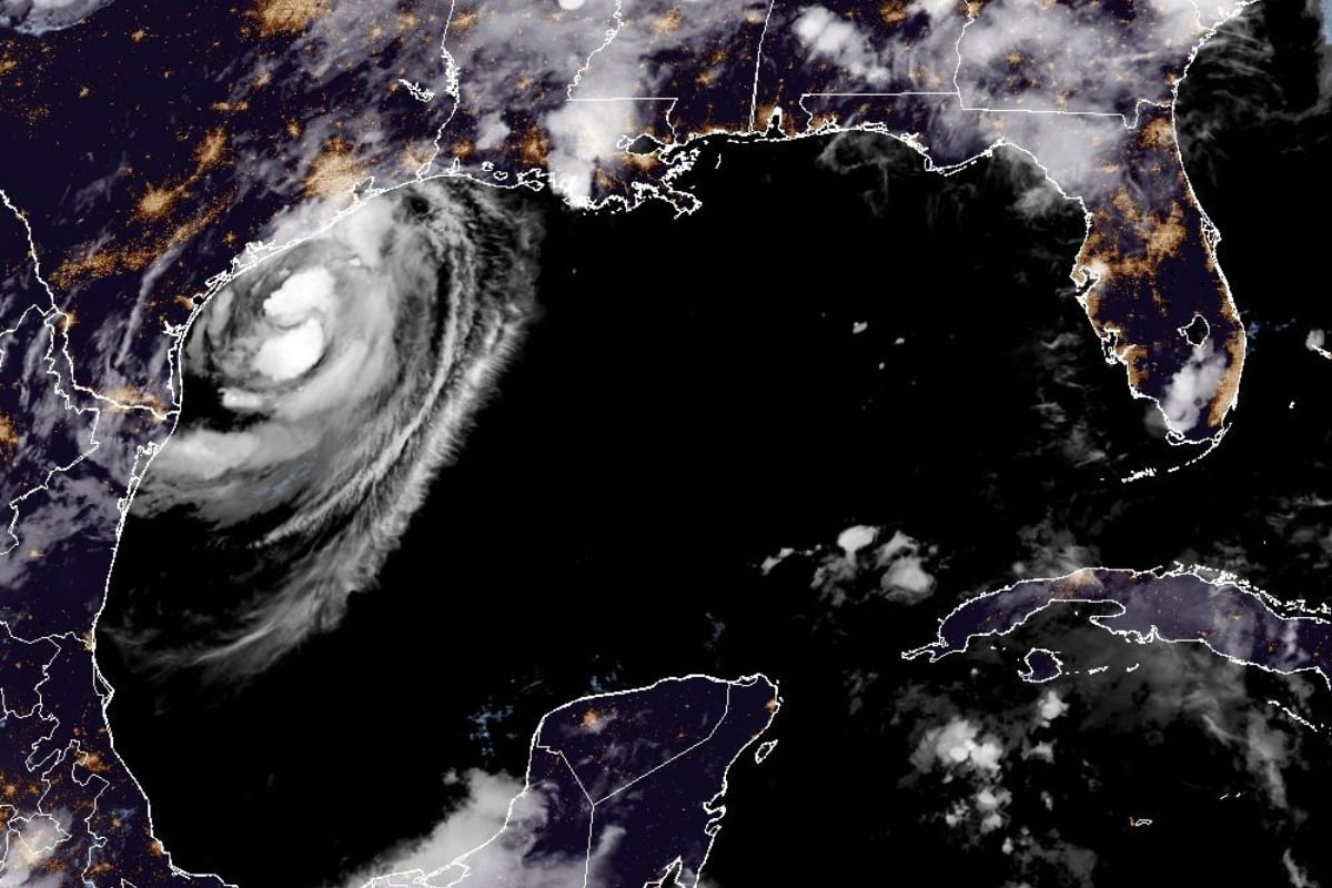 Beryl, huracán, evacuación, Texas, Galveston, MundoNOW